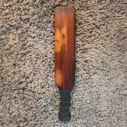 L'ÉLÉGANT STANDARD (PADOUK)