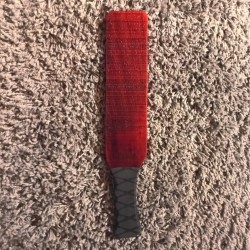 L'ÉLÉGANT STANDARD (PADOUK)