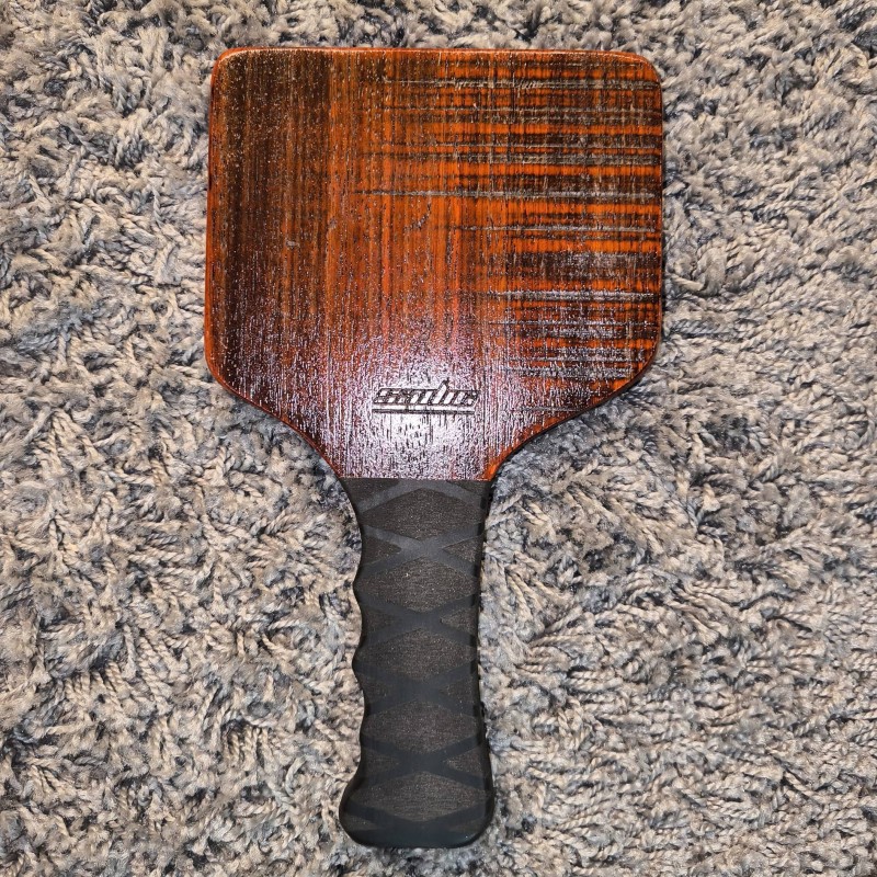 LA   PALETTE (PADOUK)