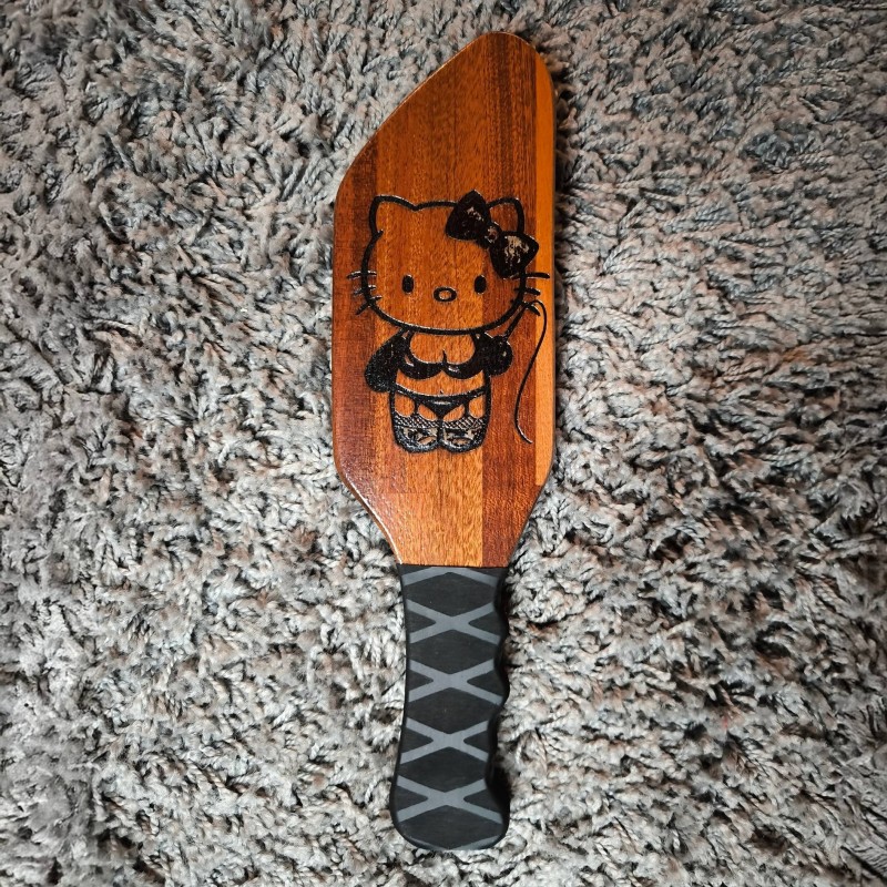 HELLO KINKY (SAPELLI)