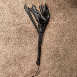 FLOGGER CAOUTCHOUC (NOIR)