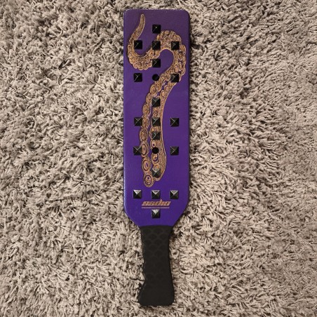 LADY MESSALINE (XL À CLOUS)