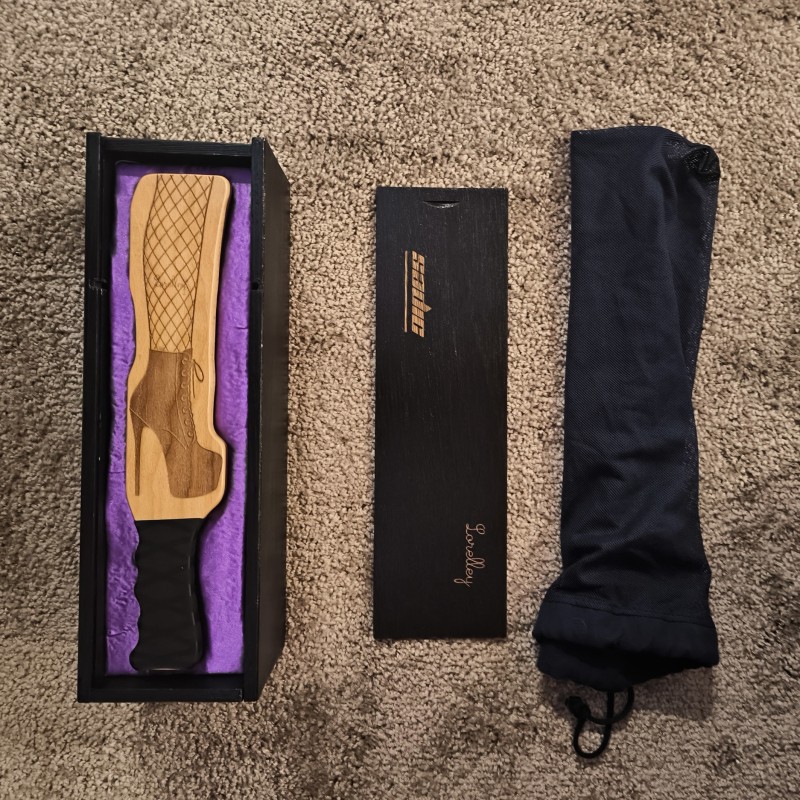 LORELLEY (AVEC SA BOÎTE DE PRÉSENTATION)