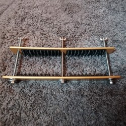 MAÎTRE PAT (PRESSE À  SEINS VAMPIRE V1)