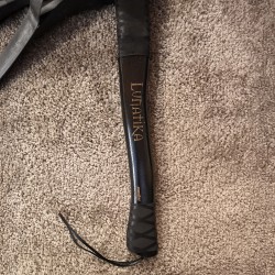 LUNATIKA (FLOGGER CAOUTCHOUC NOIR)