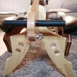 BANC A FESSÉE "LA SAUTERELLE" NOIR