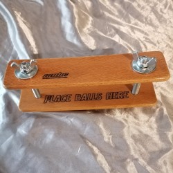 PRESSE À TESTICULES