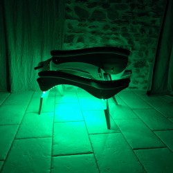 BANC A FESSÉE "LA SAUTERELLE" NOIR