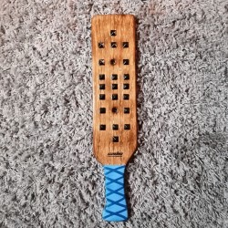 MELKIOV (XL À CLOUS)