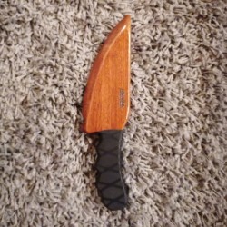 LE BUTCHER  (SAPELLI)